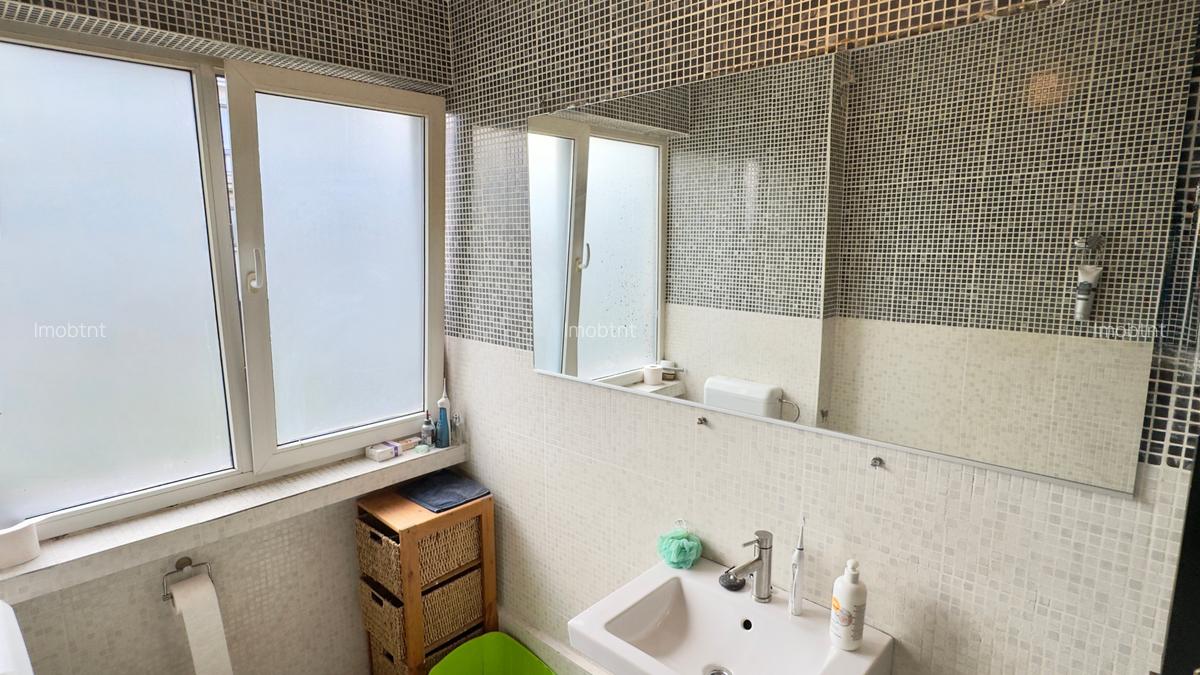 Apartament 4 camere Batistei, strada Vasile Lascar - 10