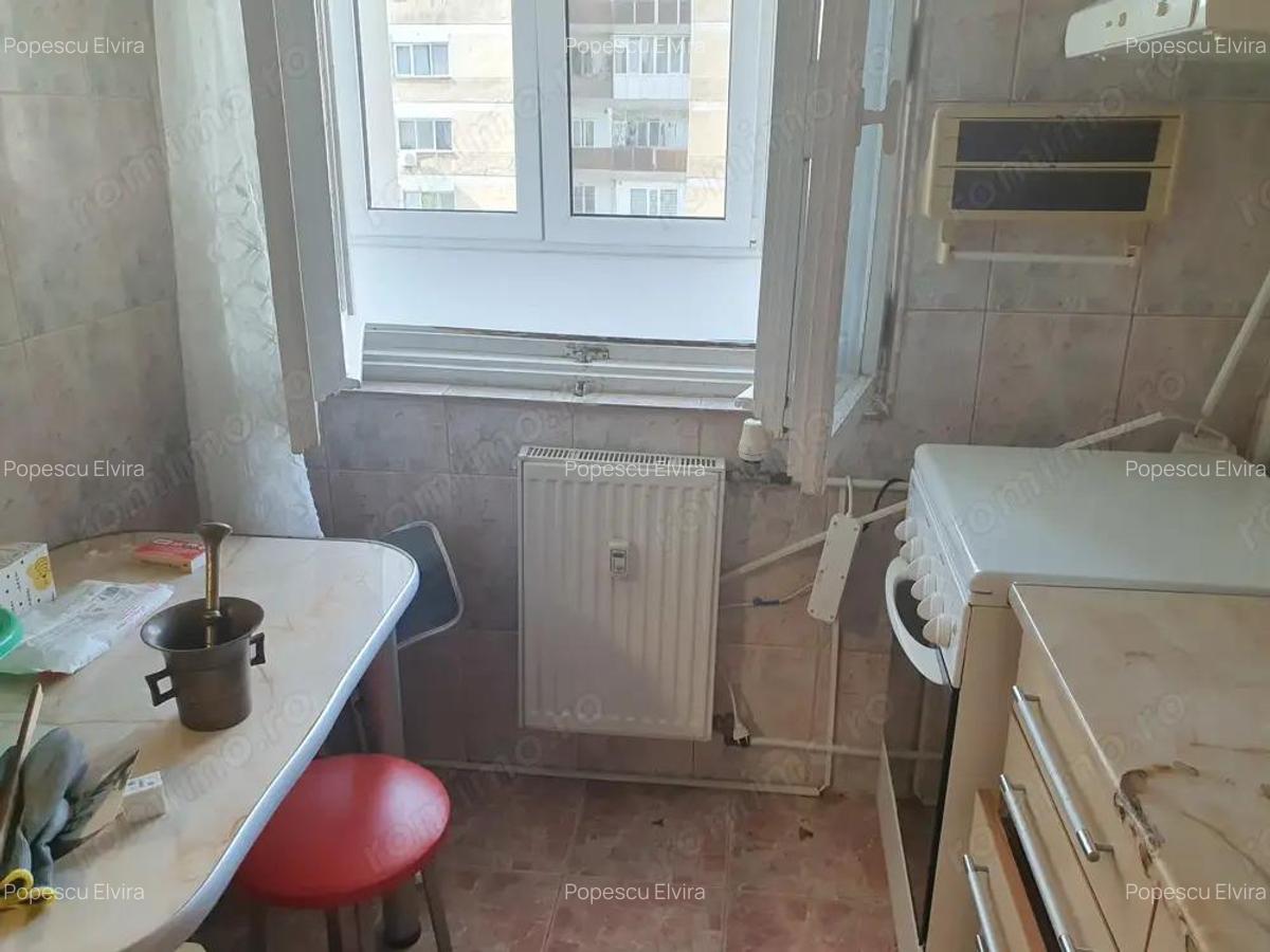 Vanzare 3 camere-decomandat-5 din 10-Dr Taberei-V Ialomitei-liber-bl 75-reabilitat-2 balcoane - 14