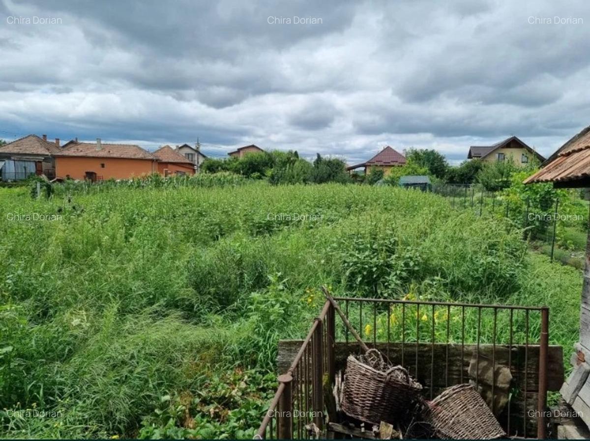 Teren generos 1411 mp cu casa veche si utilitati in centrul Apahidei - 5