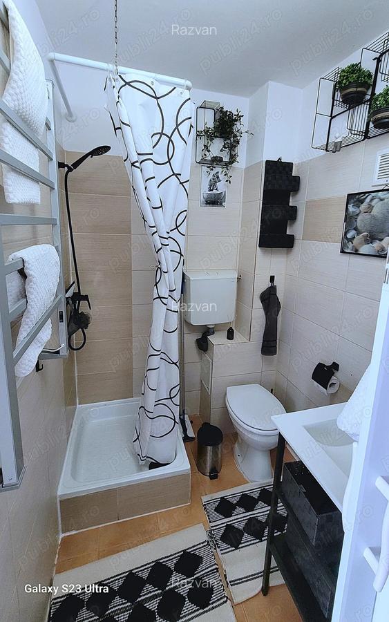 PROPRIETAR ,Vand Grasoniera zona ,Buziasului. - 9