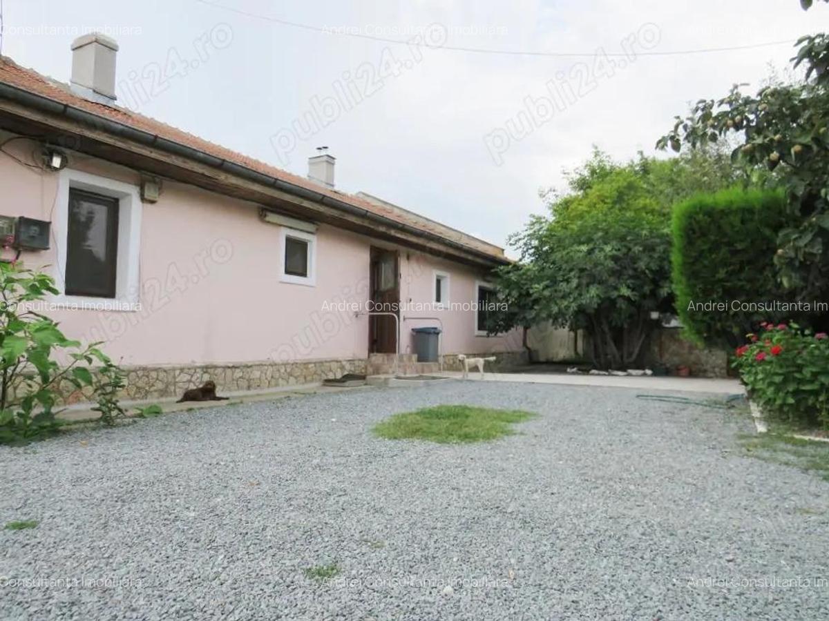Vanzare 3 case moderne + 3 anexe si 2000 mp teren gradina, pomi fructiferi in Tuzla la mare - 2