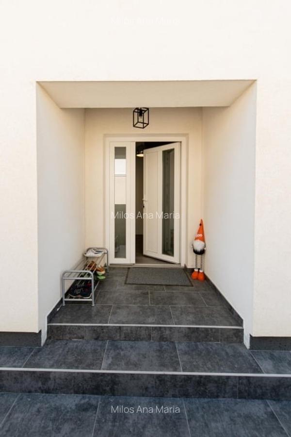 Vand casa tip duplex in Mosnita Veche Cartier Serena 2 pret 165000 euro negocia - 6