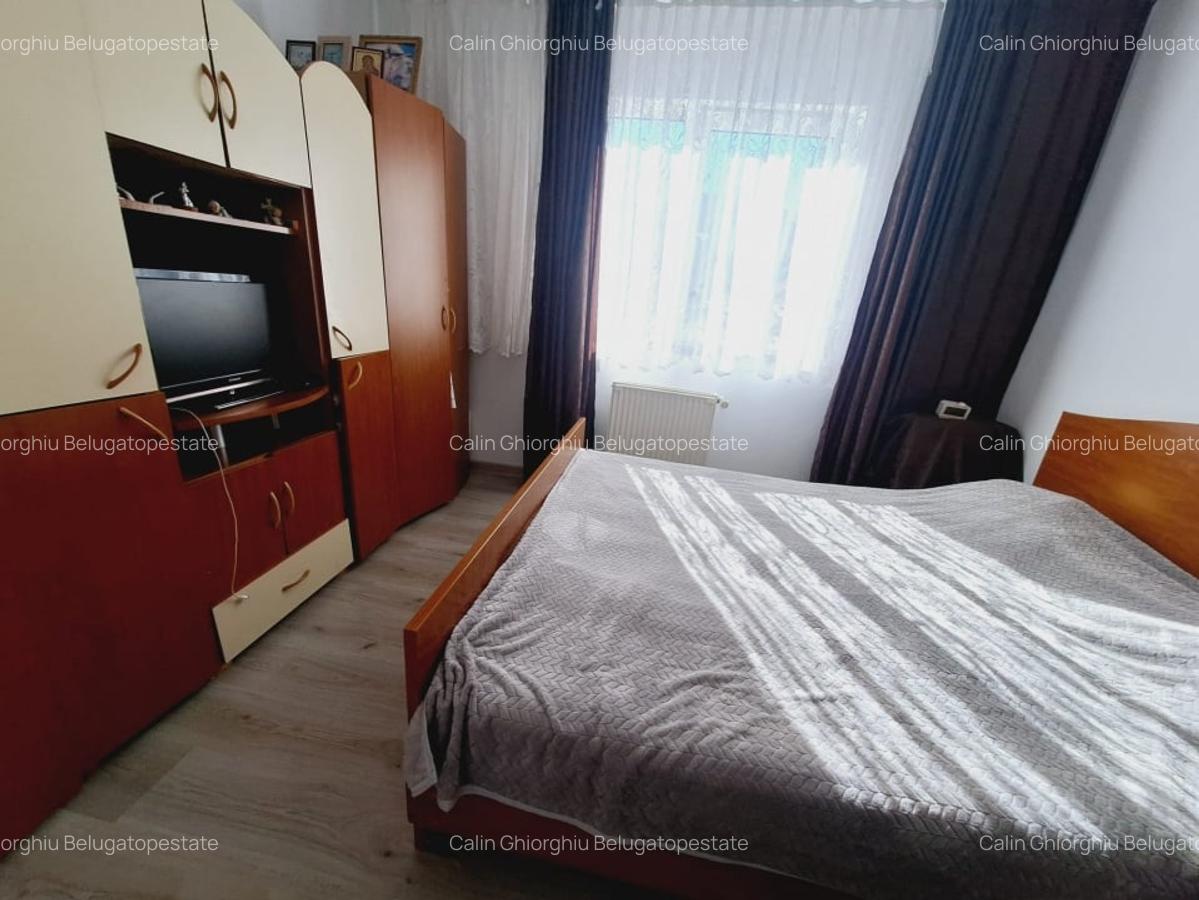 Apartament 3 camere, etaj 3/4, balcon-zona Noua - 4