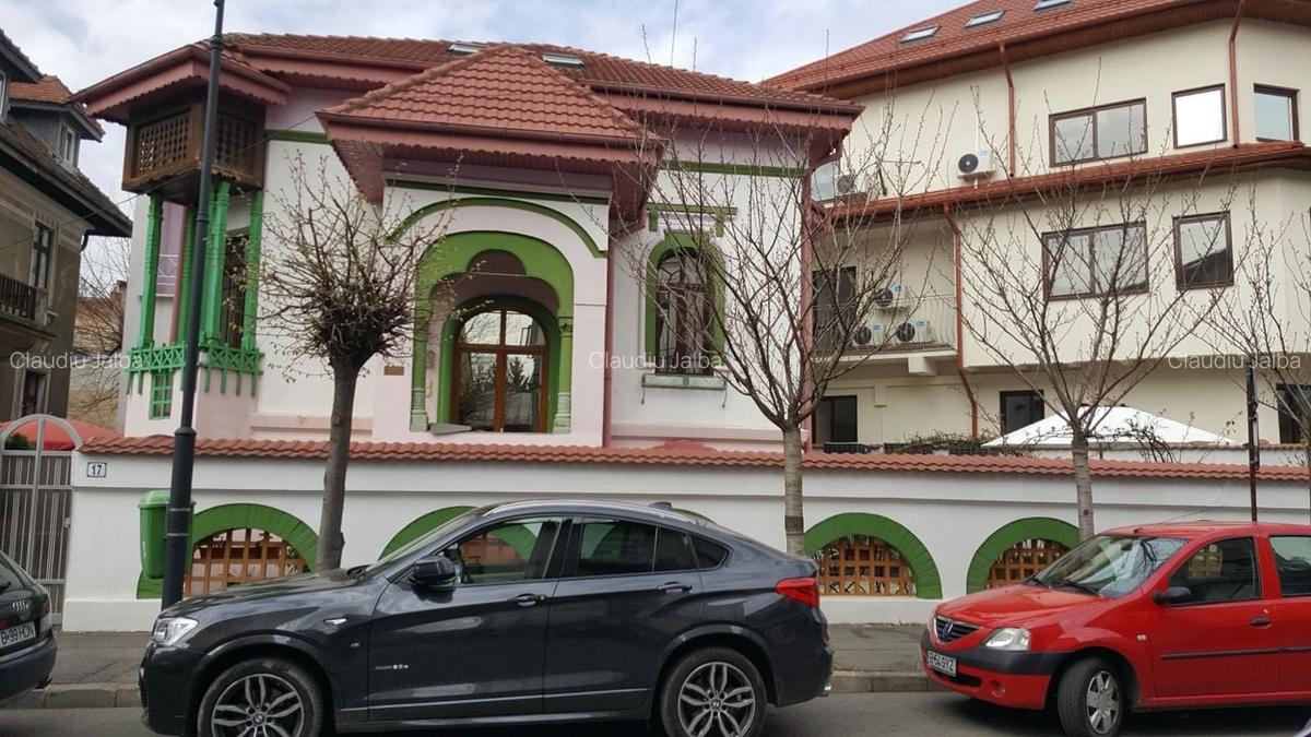 Vila 5 camere Piata Victoriei , Paris - 1