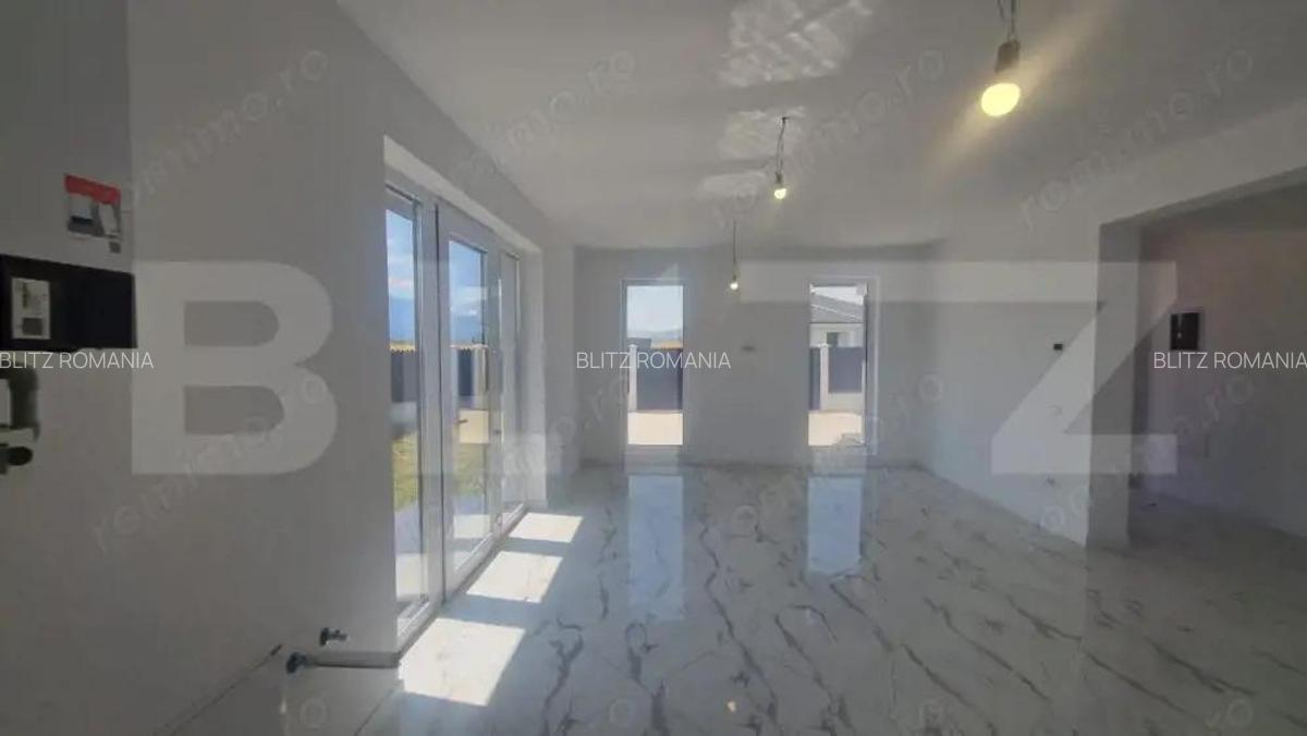 Casa noua Cristian-Rasnov , Parter , 2 bai 4 camere , teren 550 mp, intabulata - 2