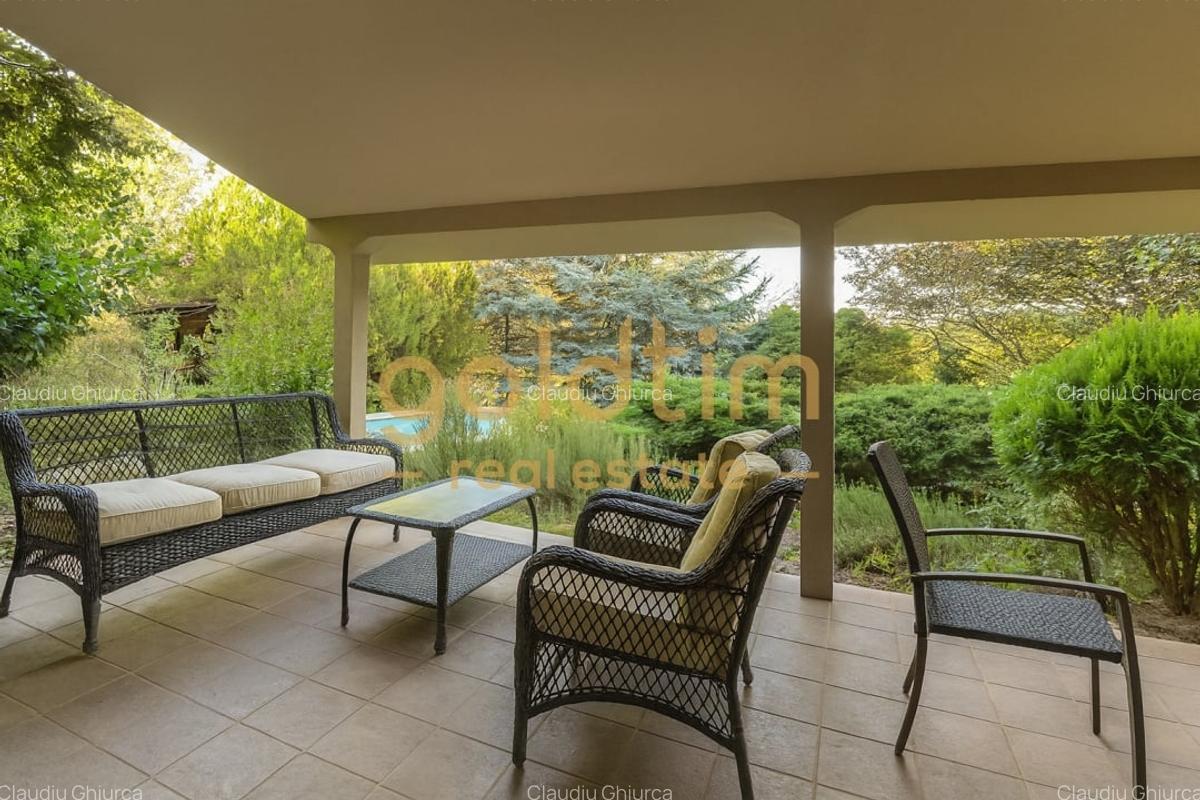 SUPERB/GRADINA/VEGETATIE MATURA/VILA INDIVIDUALA/PISCINA EXTERIOARA - 1