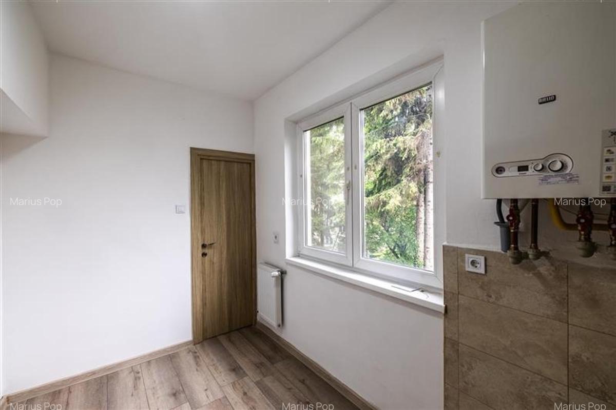 FILM&Tur 3D! Apartament renovat, etaj2, Centrul Civic, Brasov - 3