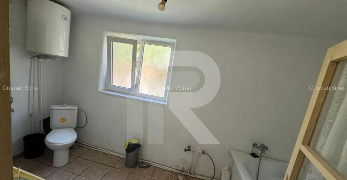 Casa locuibila cu teren generos vis-a-vis de PrimariaGorgota - 12