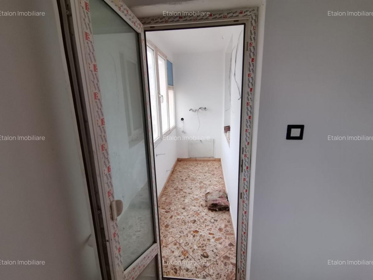 Ap. 3 camere semidecomandat, etaj 2, Piata Darmanesti - 2