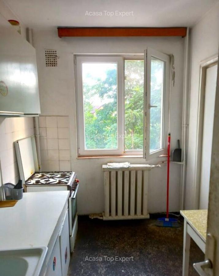3 camere spatioase, metrou Gara de Nord - Basarab, anvelopat, etaj 3 - 5