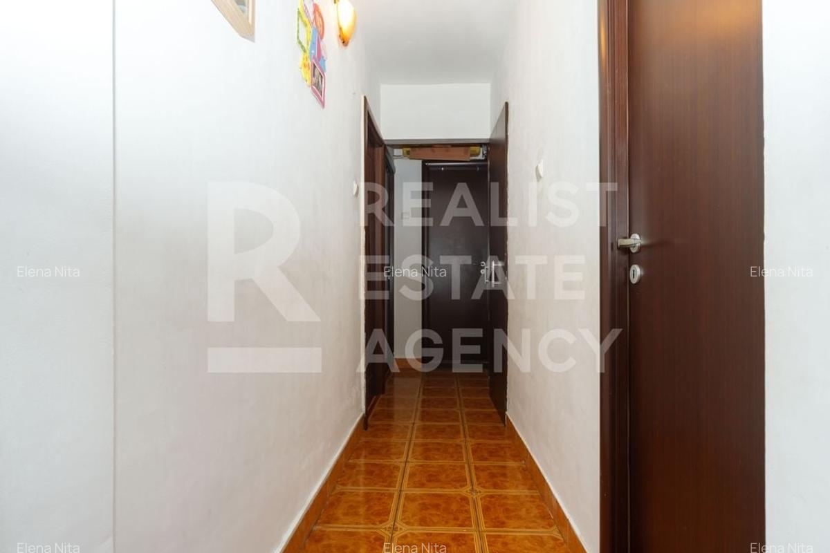 Vânzare, apartament, 3 camere, etaj 1, Str. Cristea Mateescu - 10