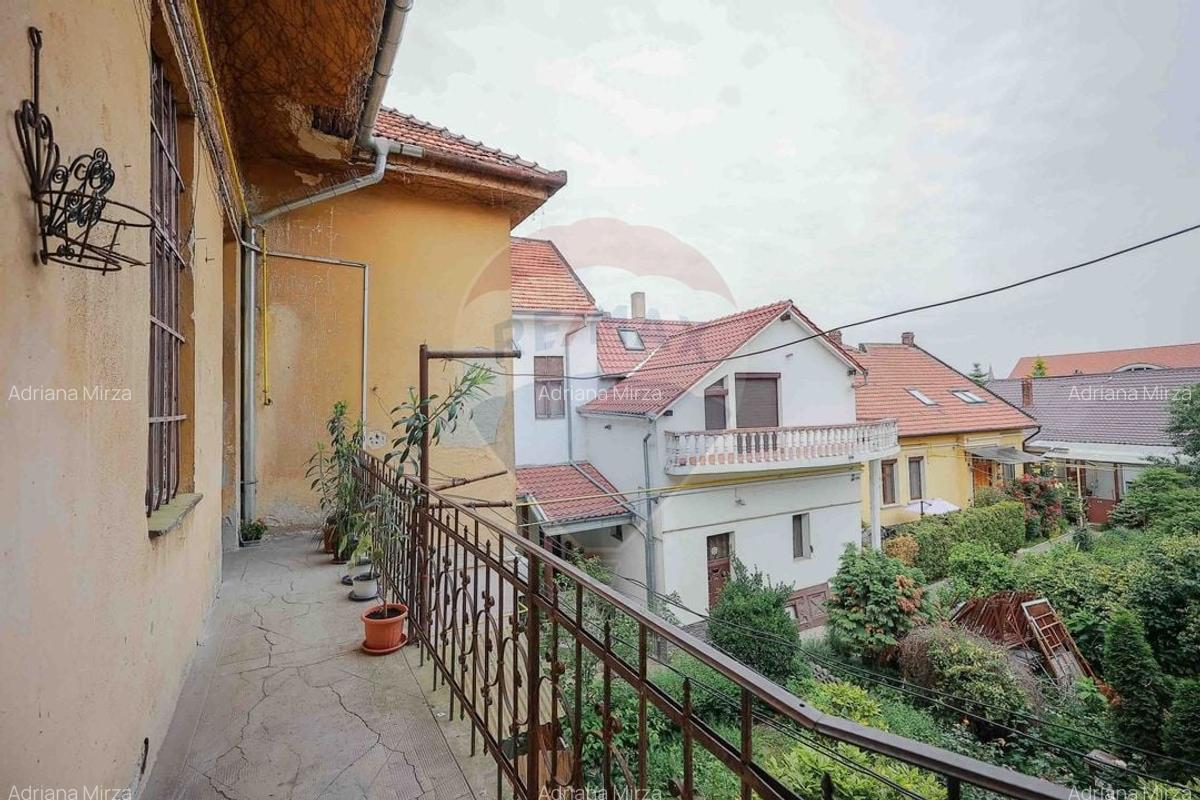 Apartament Ultracentral cu 3 camere ideal pentru investitie - 5