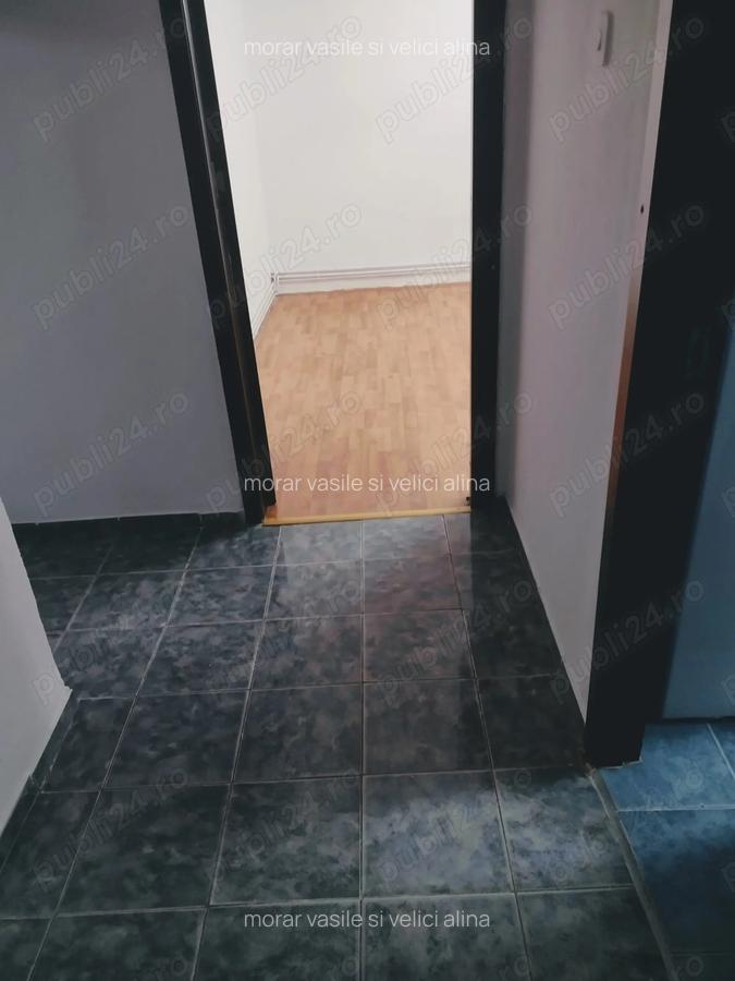 Prpietar vand aparatment cu 3 camere decomandat - 6