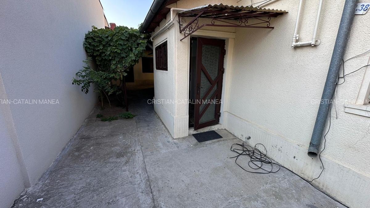 Casă de închiriat în zona Faleza Nord - 1
