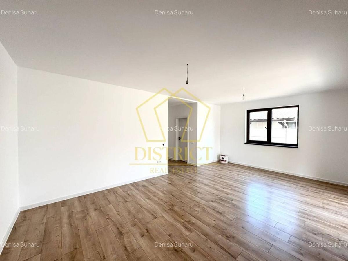 Duplex SPATIOS cu 4 camere si bucatarie închisă | Mosnita Noua - 2