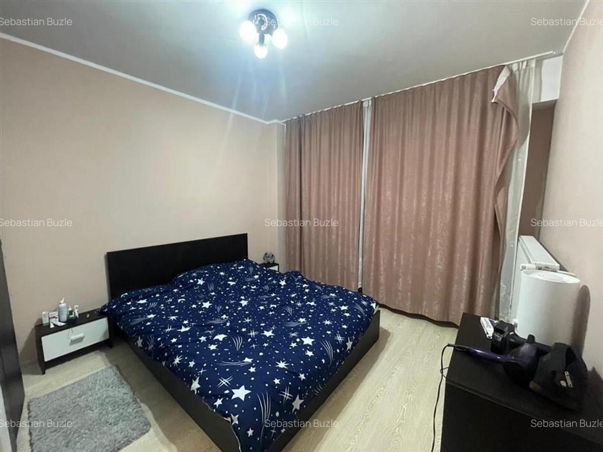 Apartament cu 2 camere decomandat în Nufărul - 5