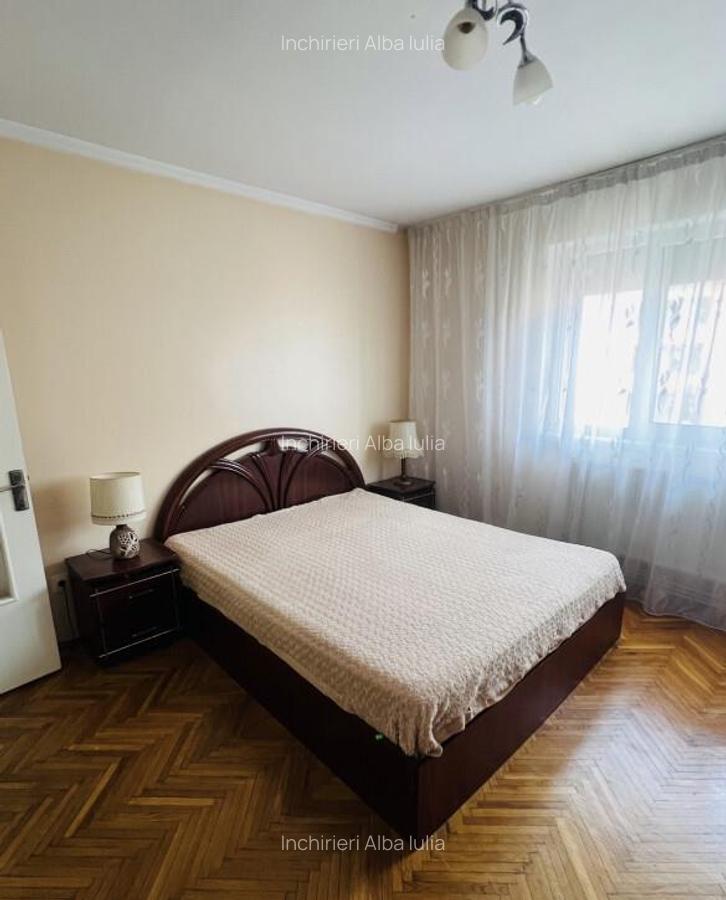 Apartament cu 3 camere, Cetate-Pia?a - 3