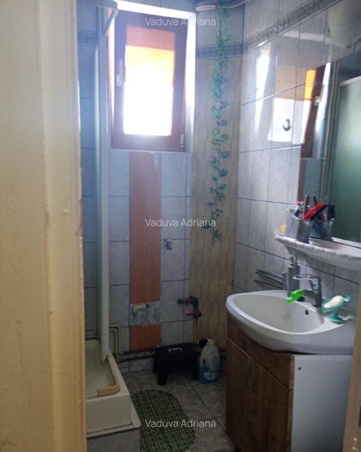 Inchiriez garsoniera decomandata, tot confortul, langa Ramada - 3
