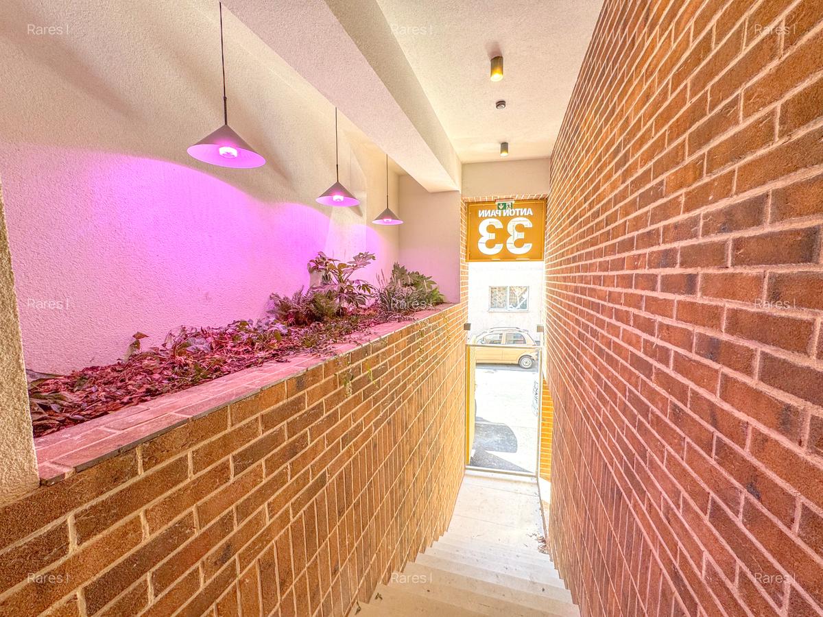 Spatiu Comercial & Birouri - Bulevardul Unirii - Bloc 2025 - 58 MP - NOU - 7