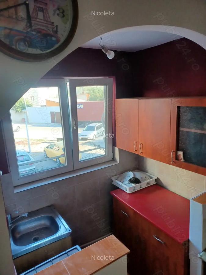 Garsoniera Zona Aparatorii Patriei 5 minute de metrou - 2