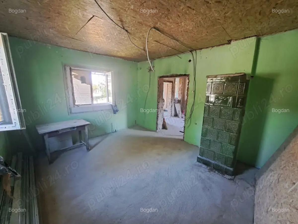 Casa de vanzare cu CF Barsau Mare - 3