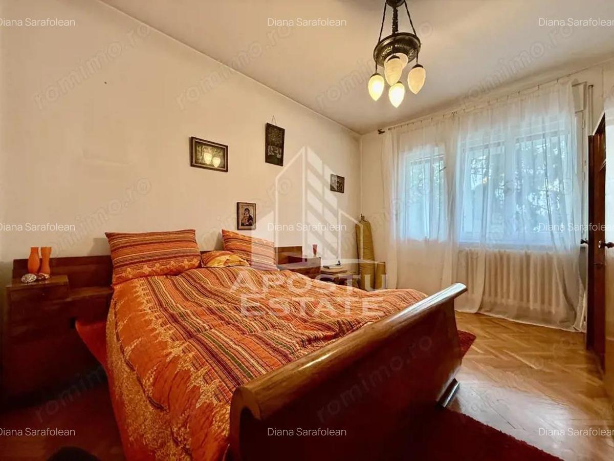 Apartament 5 camere, decomantat, etaj 1, garaj, zona Universitatilor - 18