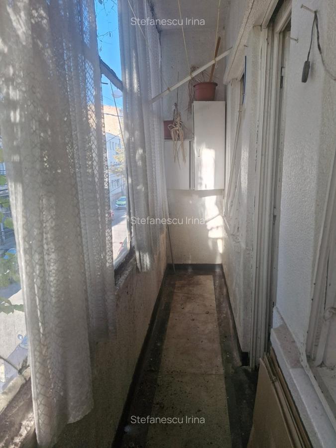 Apartament cu potențial investițional în zona istorică a Constanței - 4 Apartament cu potențial investițional în zona istorică a Constanței - 4