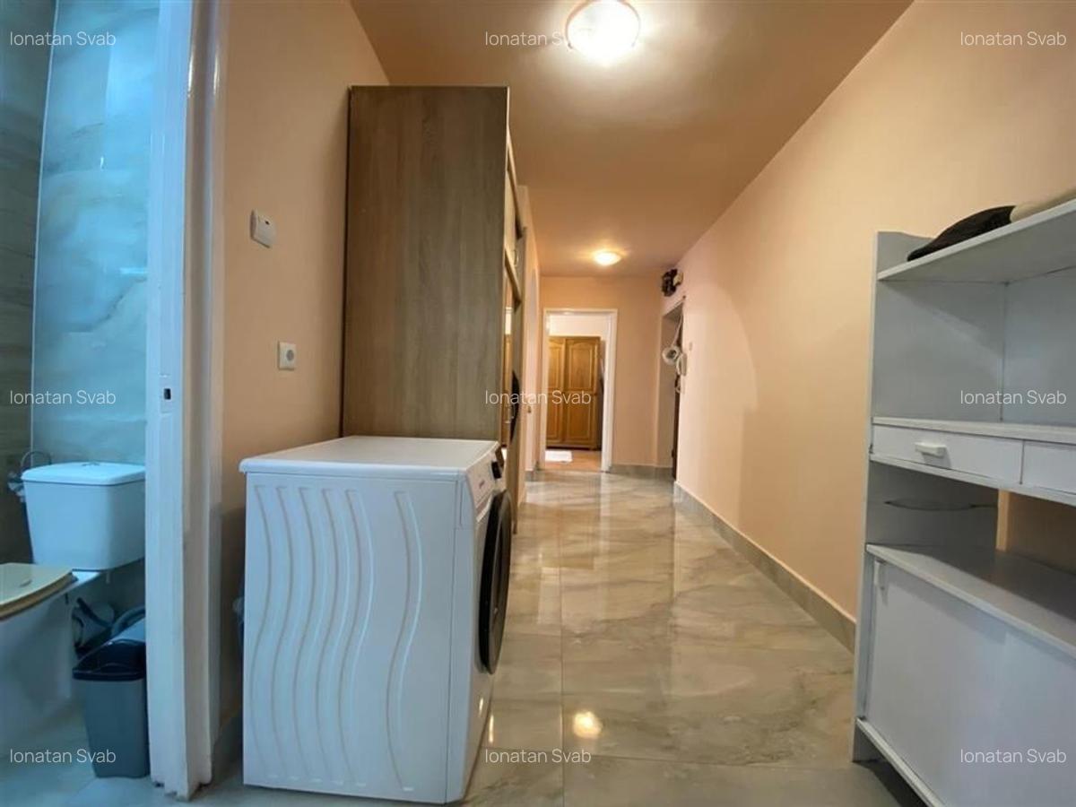 Reco apartament 3 camere Decebal etaj 1 - 8