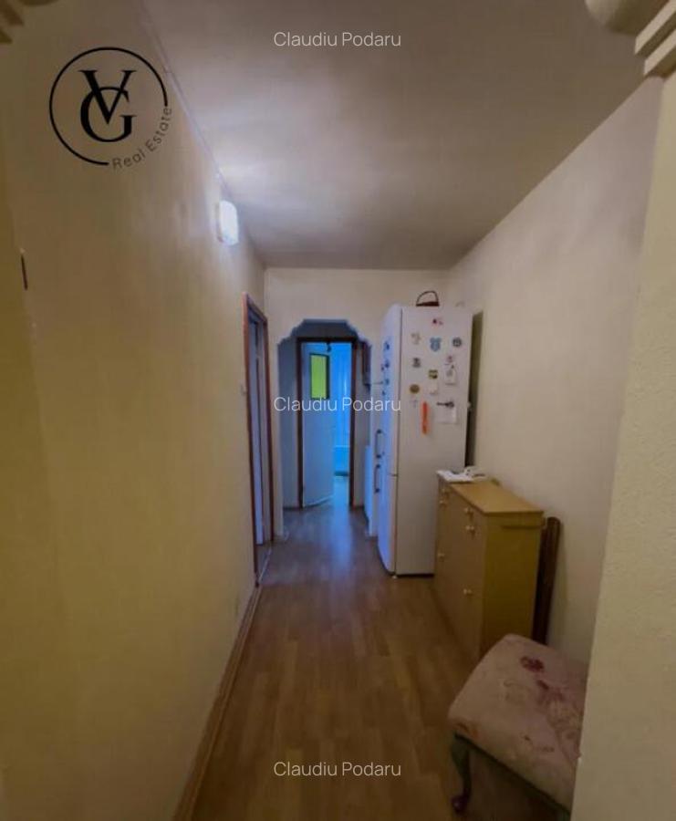 Apartament decomandat - 3 camere - zona Dacia - 15