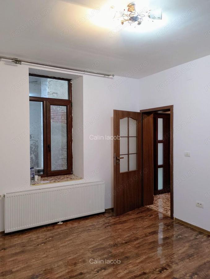 CI495 Apartament istoric Parter+Demisol,renovat,Piata Traian - 2