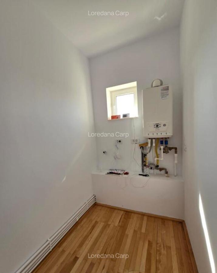 Casa moderna tip duplex - 3 camere - 2 bai - 410 mp teren - 10