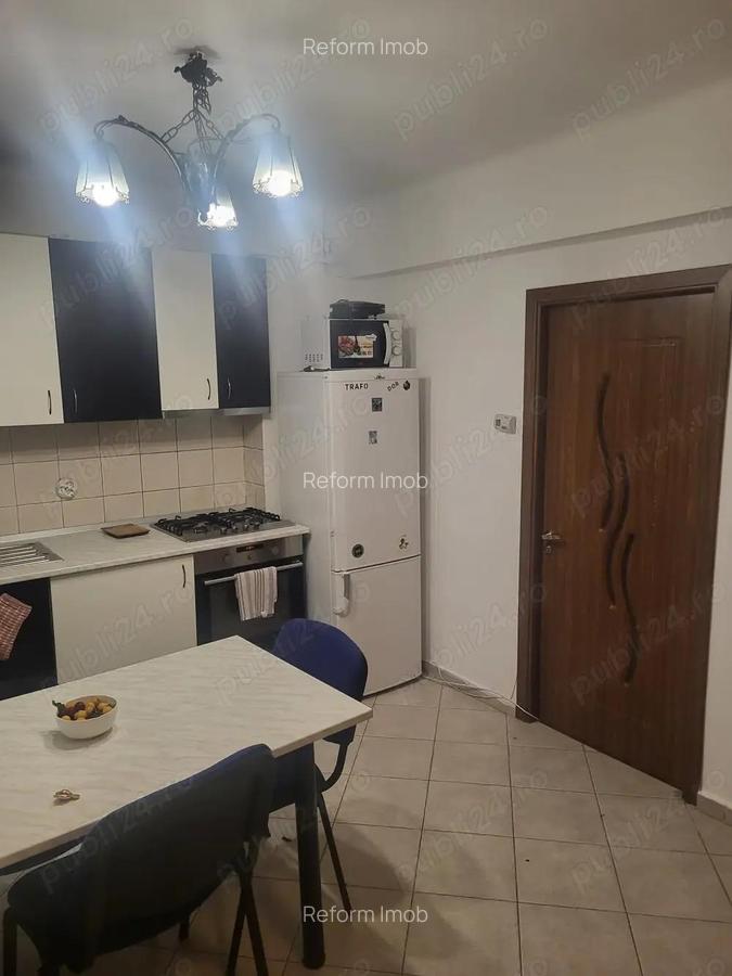 De vanzare apartament 2 camere decomandat Str. Horea - 2