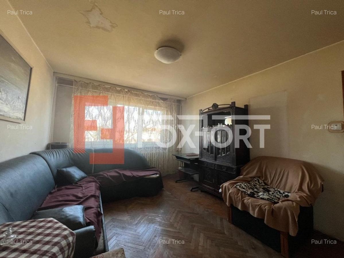 Apartament cu 3 camere semidecomandat în Cetății - 2