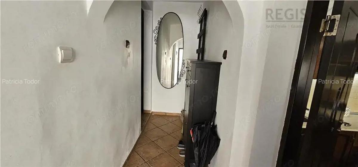 Casa cu curte Schei - 12