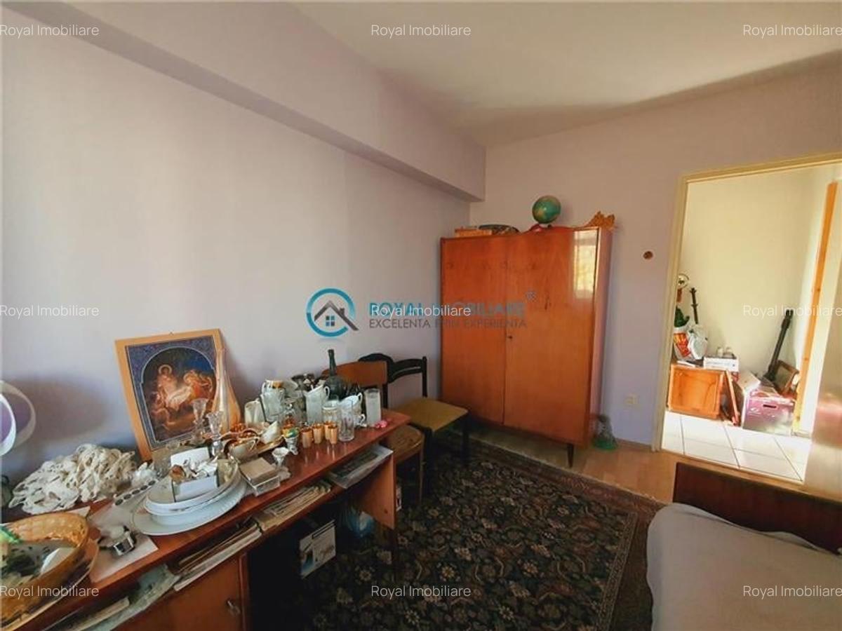 Royal Imobiliare - Vanzare apartament 3 camere zona Republicii scoala 14 - 5
