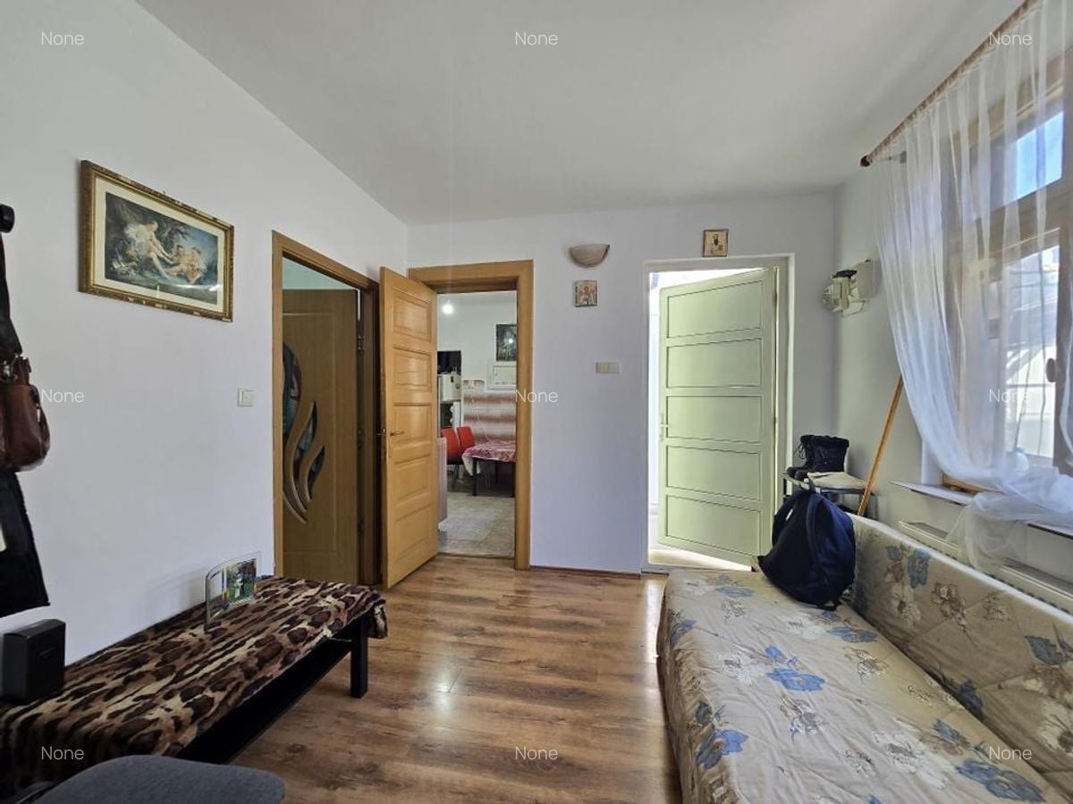 Inchiriere Garsoniera in zona Parcul Carol Cutitul de Argint - 10