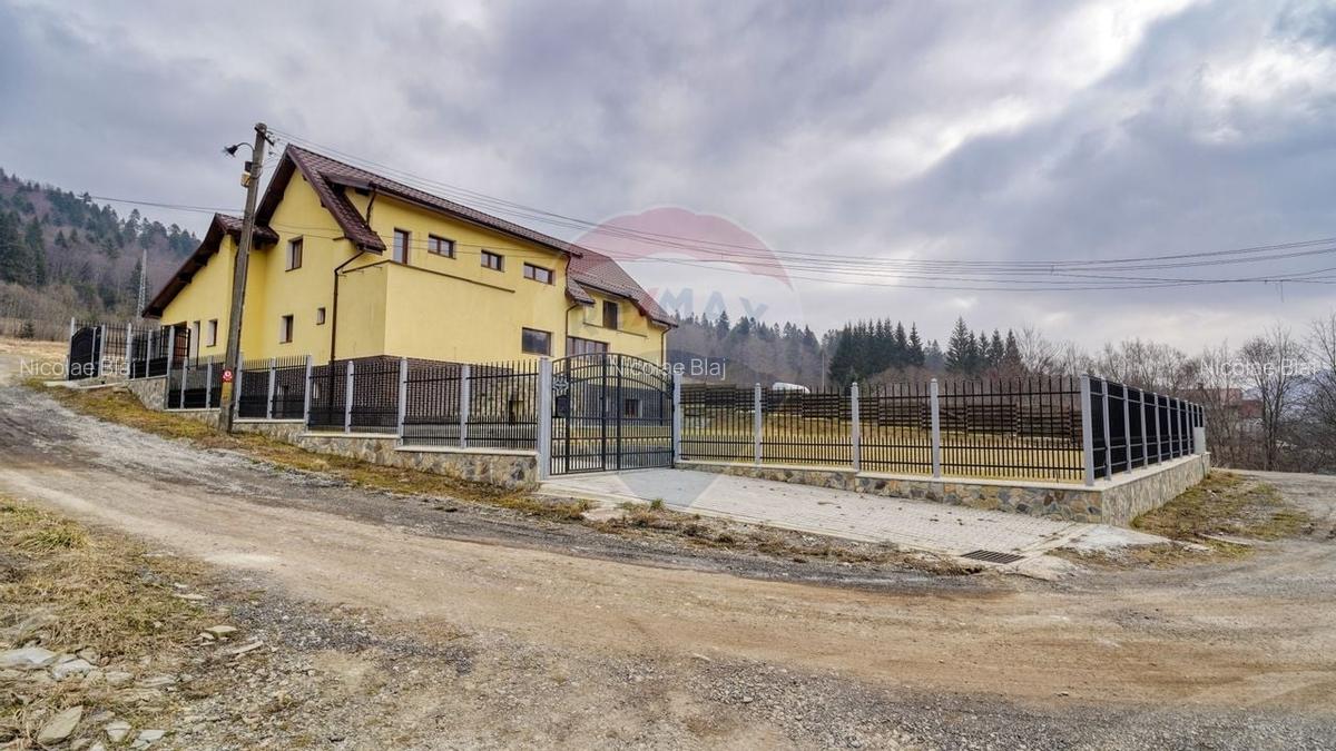 Casa / Vila cu 6 camere de vanzare in Predeal - 30