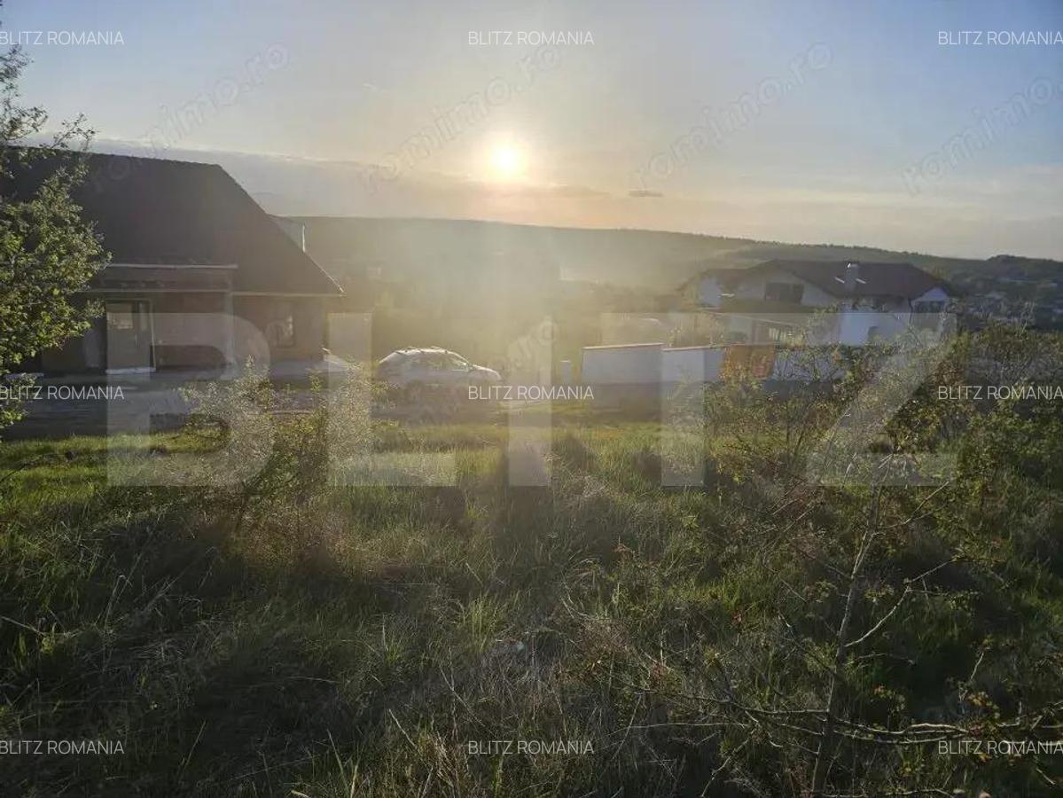 Teren 1150 mp, cu certificat de constructie, Salicea, central, cu panorama! - 1