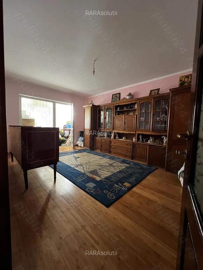 3 camere, 76 mp, doua balcoane, zona Favorit - 2