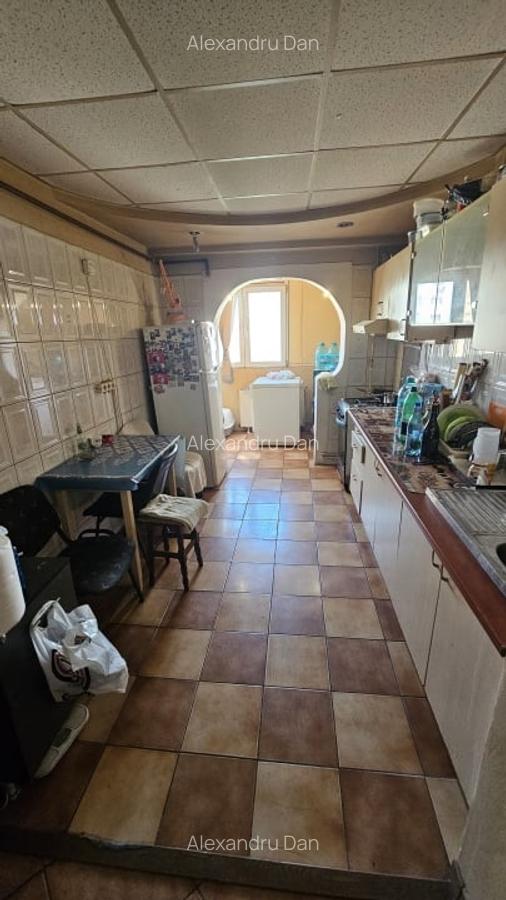 Apartament 4 camere-zona Margeanului / Calea Rahovei - 2