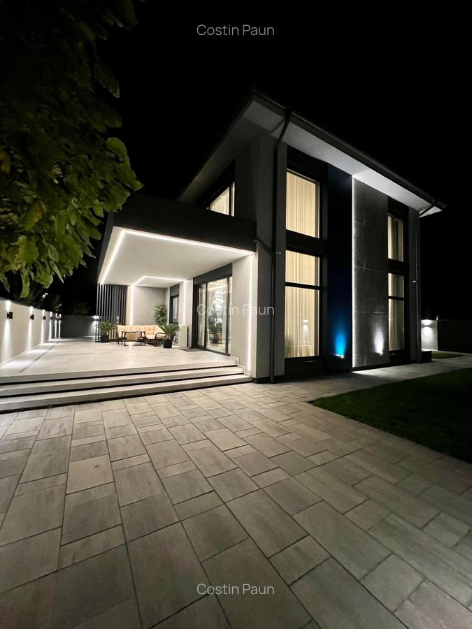 Casa individuala cu 6 camere. Complet mobilata si utilata LUX. Comision 0 - 5