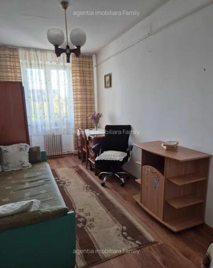 Apartament Cu 3 Camere Decomandate Zona Marasesti - 3