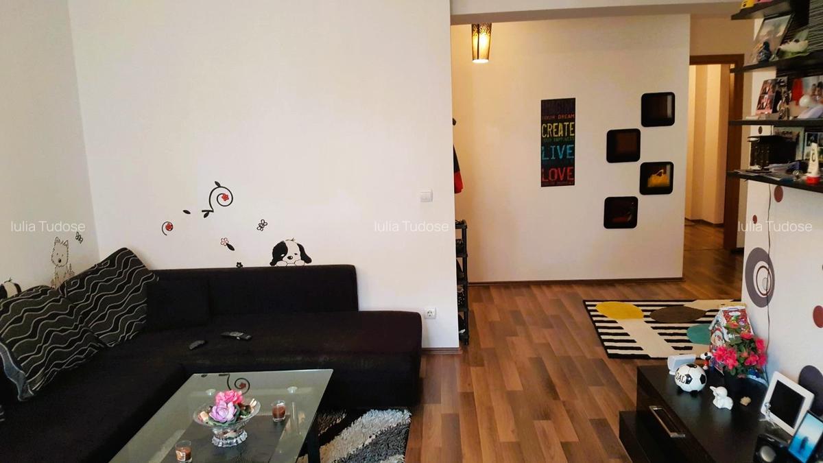 Apartament cu 3 camere decomandat în Splaiul Unirii - 6