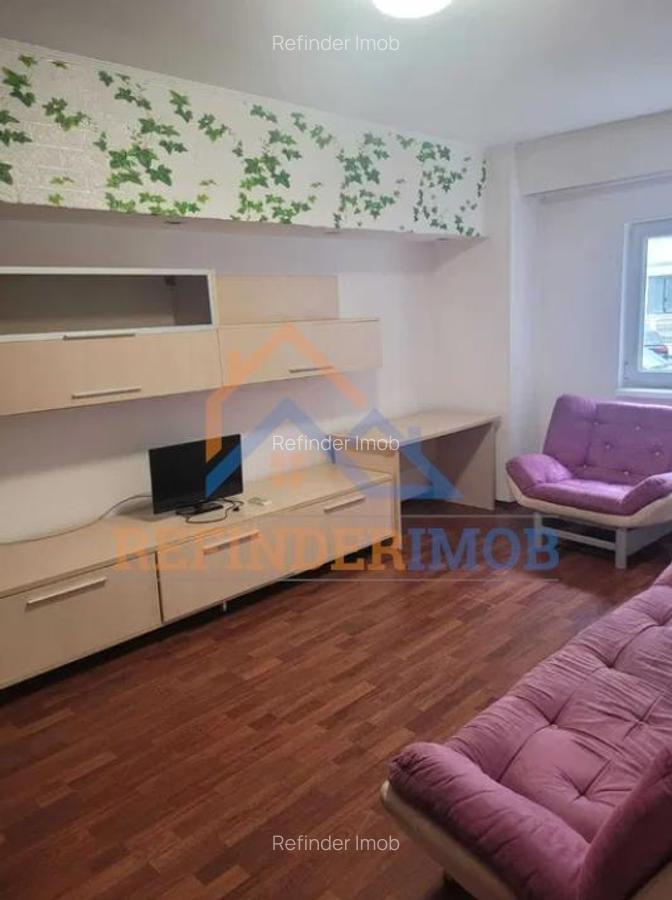 Vanzare apartament 3 camere zona  Parc Sebastian - Petre Ispirescu - 2