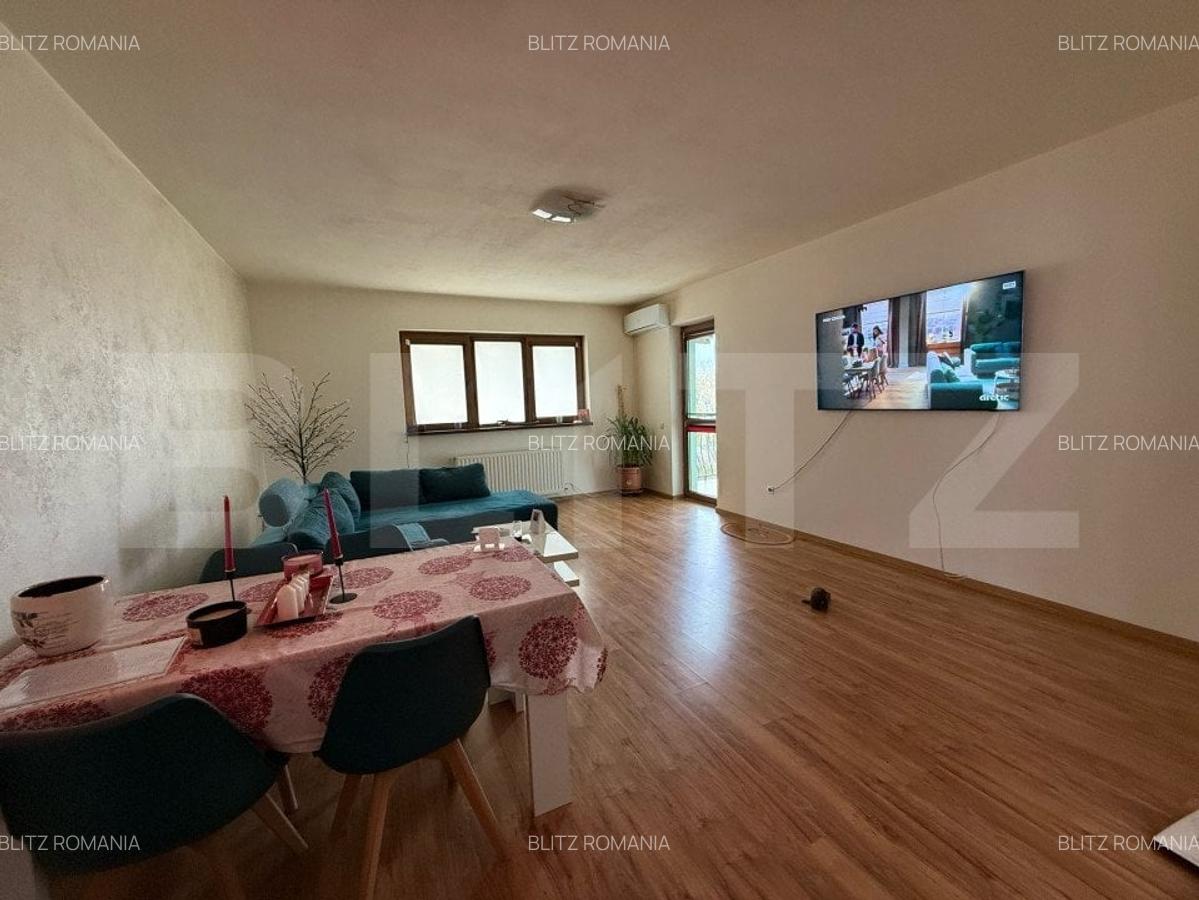 Apartament de vanzare, 3 camere + 2 bai, 87 mp, Sibiu - 1