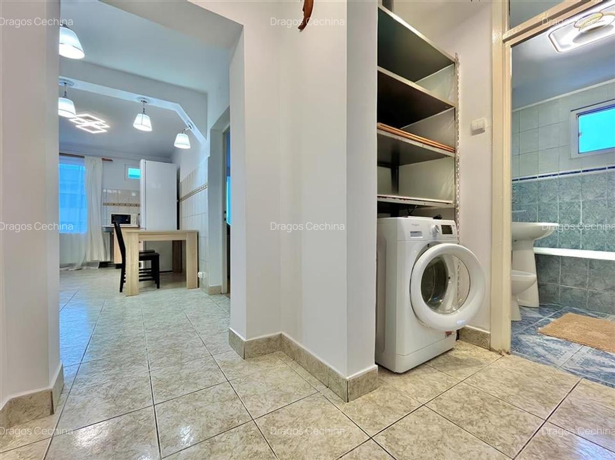 Apartament Decomandat cu 3 Camere si Parcare in Tractorul - 4