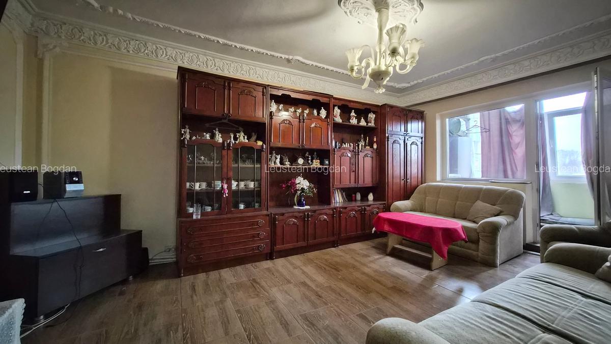 Km 5 - ap 3 cam , et 2/4 , partial mobilat (centrala gaze ) - 12