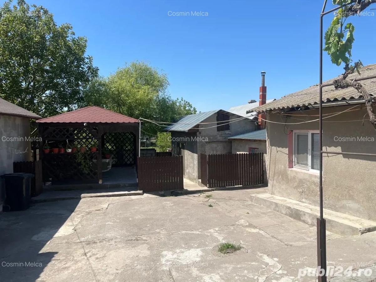Casa de vanzare (Turcoaia) + teren (1300 mp) - 7
