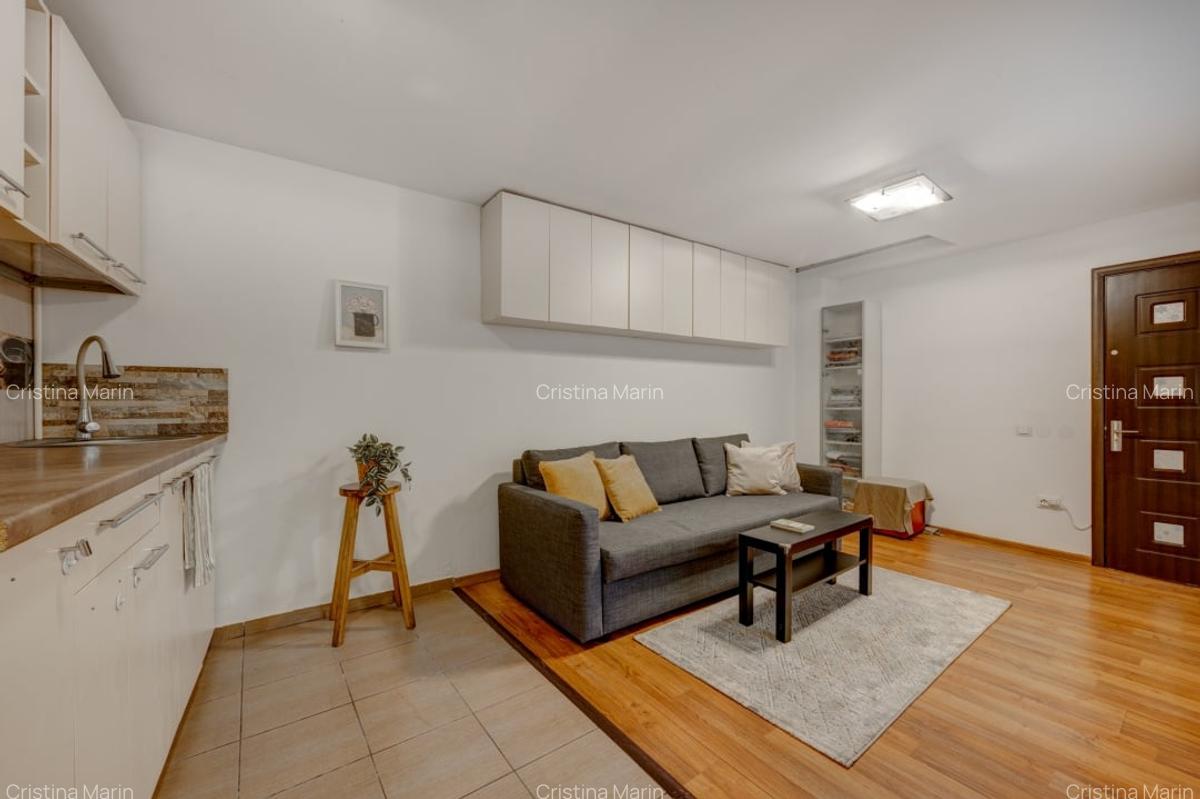 Casa interbelica cu farmec, in apropiere de Mall Vitan - 31 Casa interbelica cu farmec, in apropiere de Mall Vitan - 31