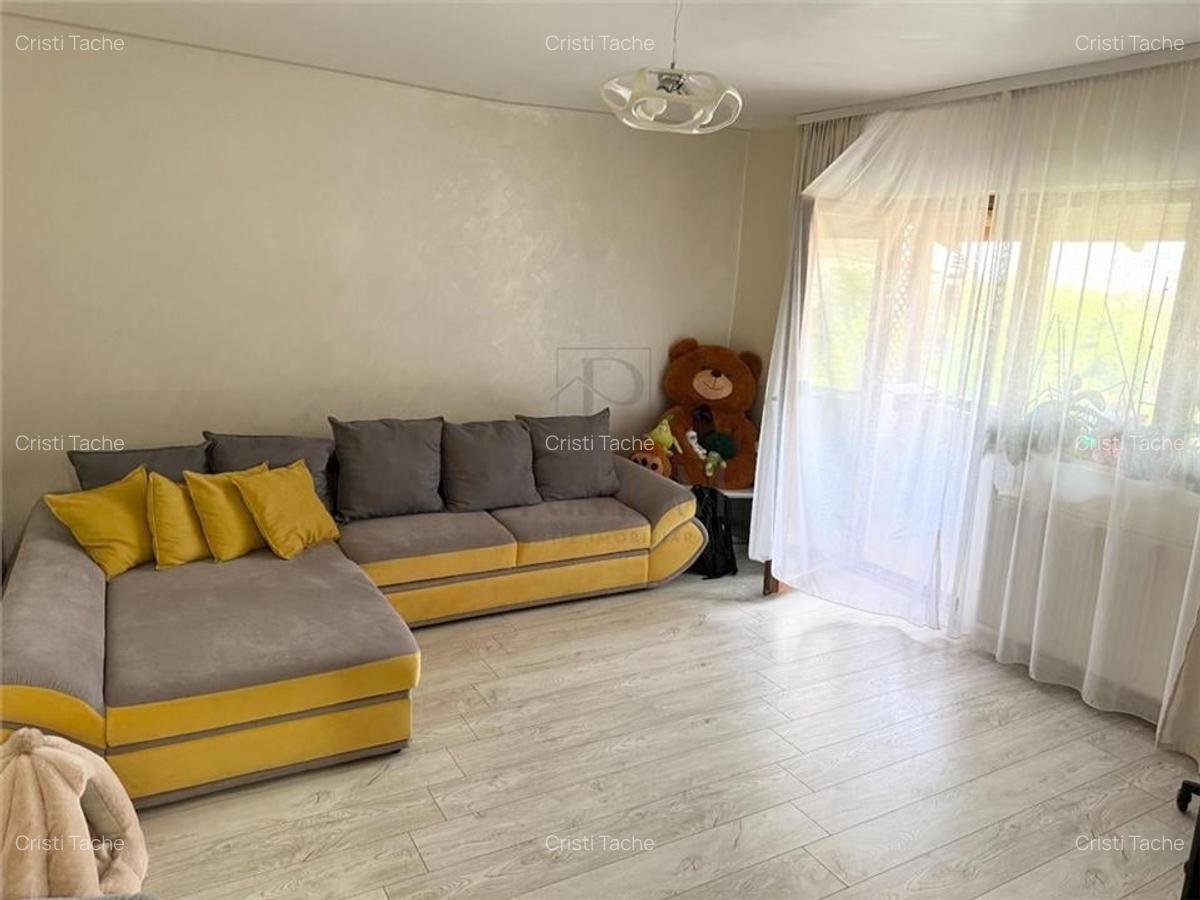 DAMBOVITA - BLOC IZOLAT - 3 cam - 2 bai - 2 balcoane - centrala proprie - clima - 2